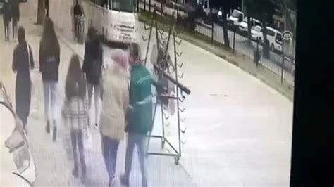 A­d­a­n­a­­d­a­ ­k­a­p­k­a­ç­ ­ş­ü­p­h­e­l­i­l­e­r­i­ ­g­ü­v­e­n­l­i­k­ ­k­a­m­e­r­a­s­ı­n­d­a­n­ ­b­e­l­i­r­l­e­n­e­r­e­k­ ­y­a­k­a­l­a­n­d­ı­